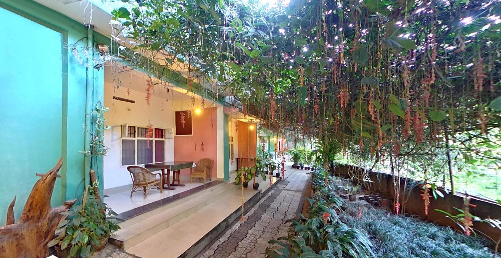 Bed and Breakfast Wayanad Royal Stream Kalpetta Esterno foto