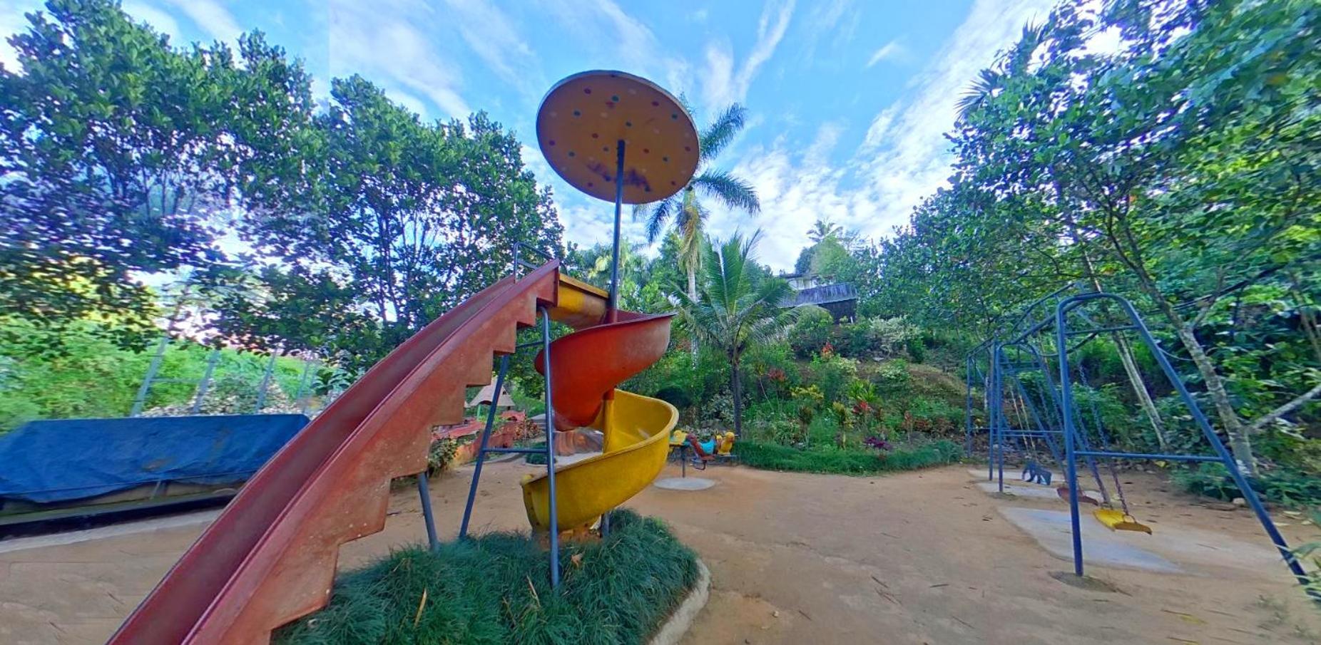 Bed and Breakfast Wayanad Royal Stream Kalpetta Esterno foto