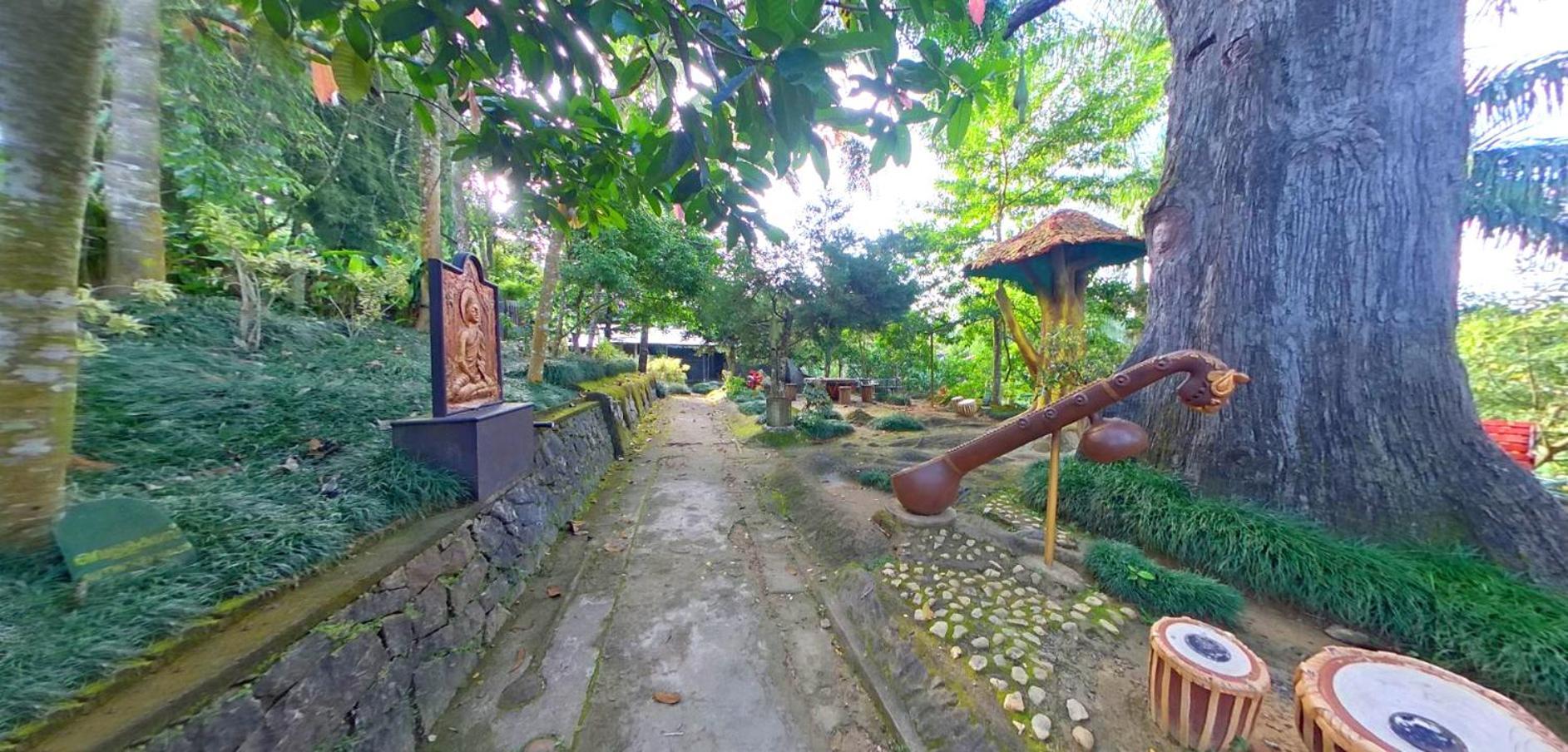 Bed and Breakfast Wayanad Royal Stream Kalpetta Esterno foto