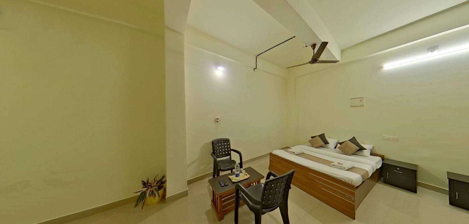 Bed and Breakfast Wayanad Royal Stream Kalpetta Esterno foto